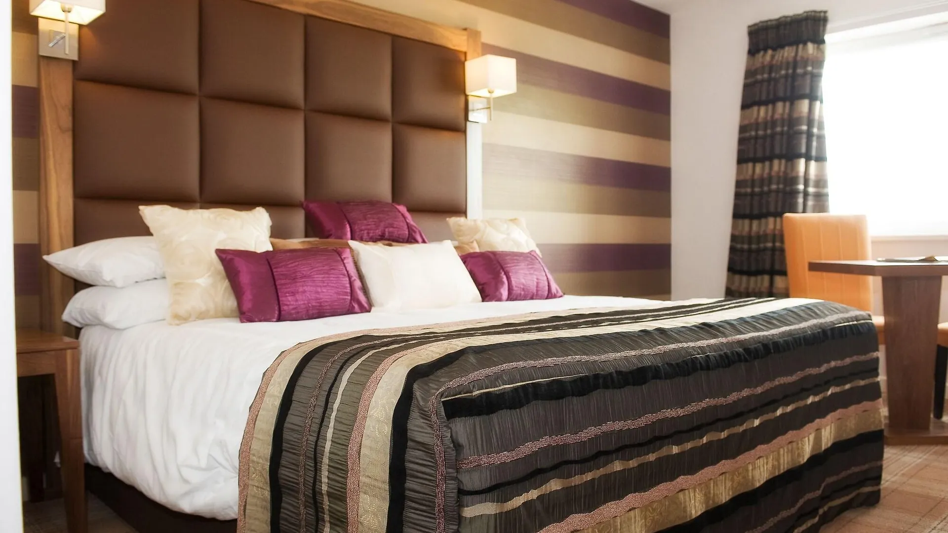 Earl Of Doncaster Hotel 4*,