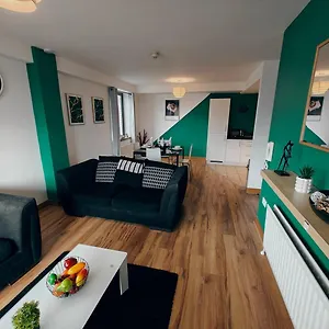 2br Mountain View Centre Belfast